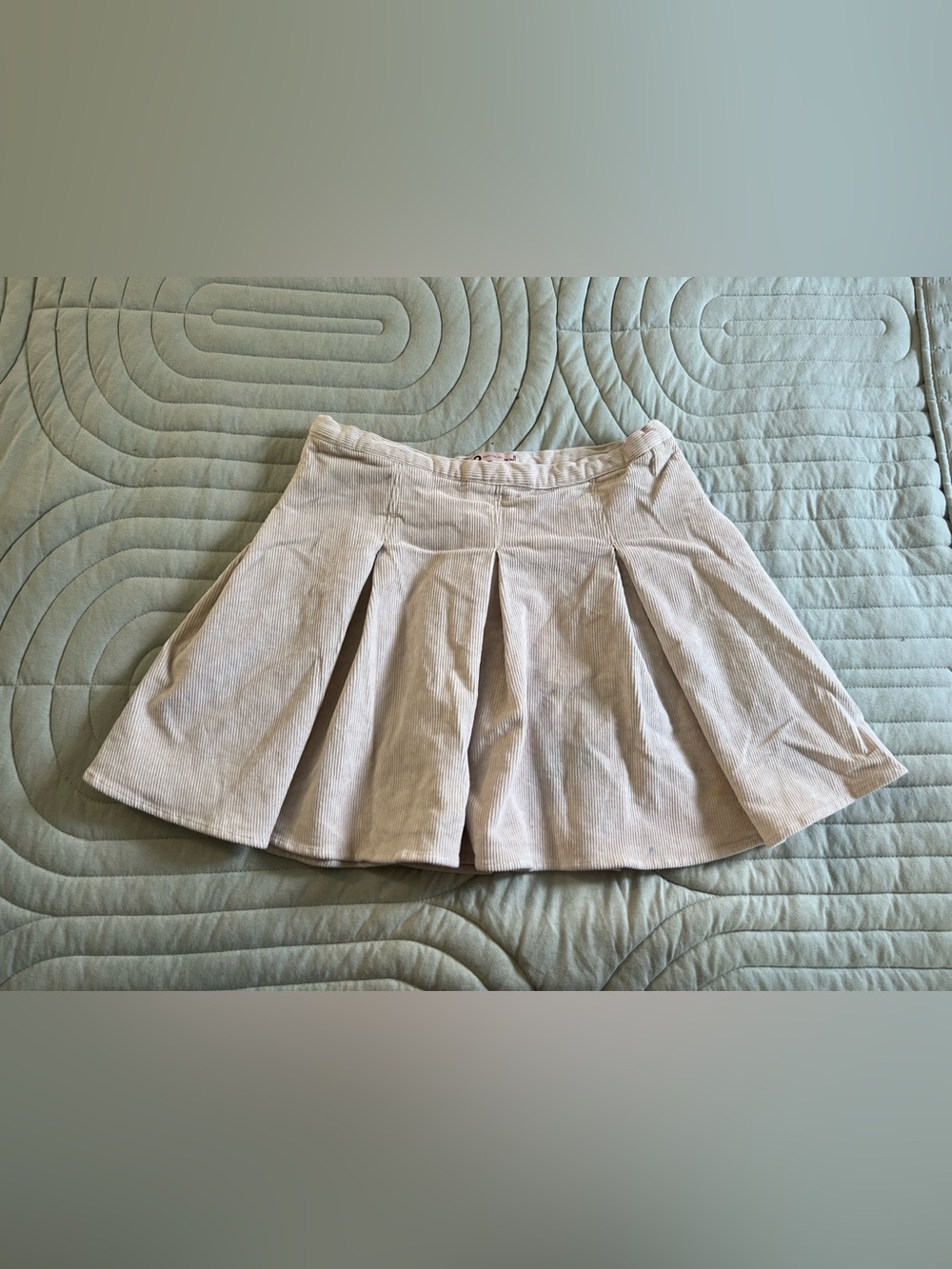 SO Cream Pleated Corduroy Skater Skirt
